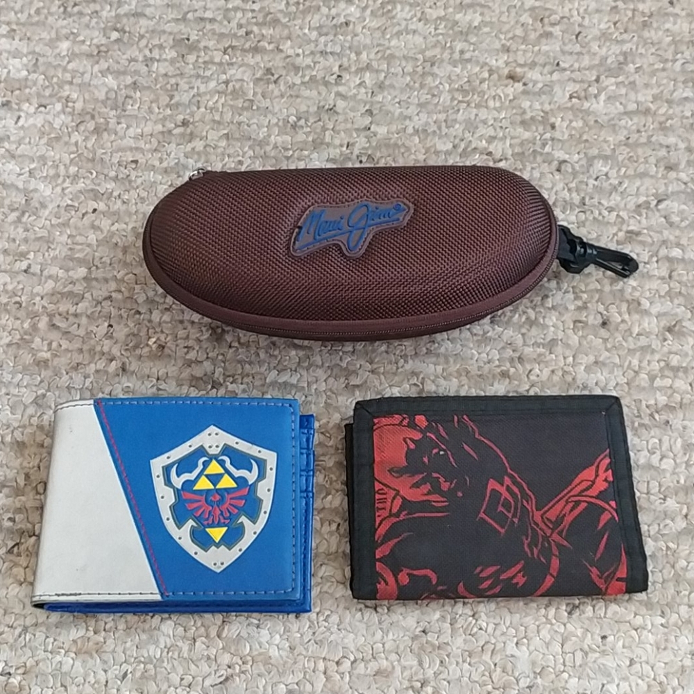 2 Wallets 1 Sunglass Case